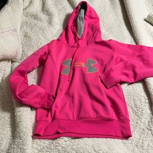 Women’s XS Under Armour hoodie